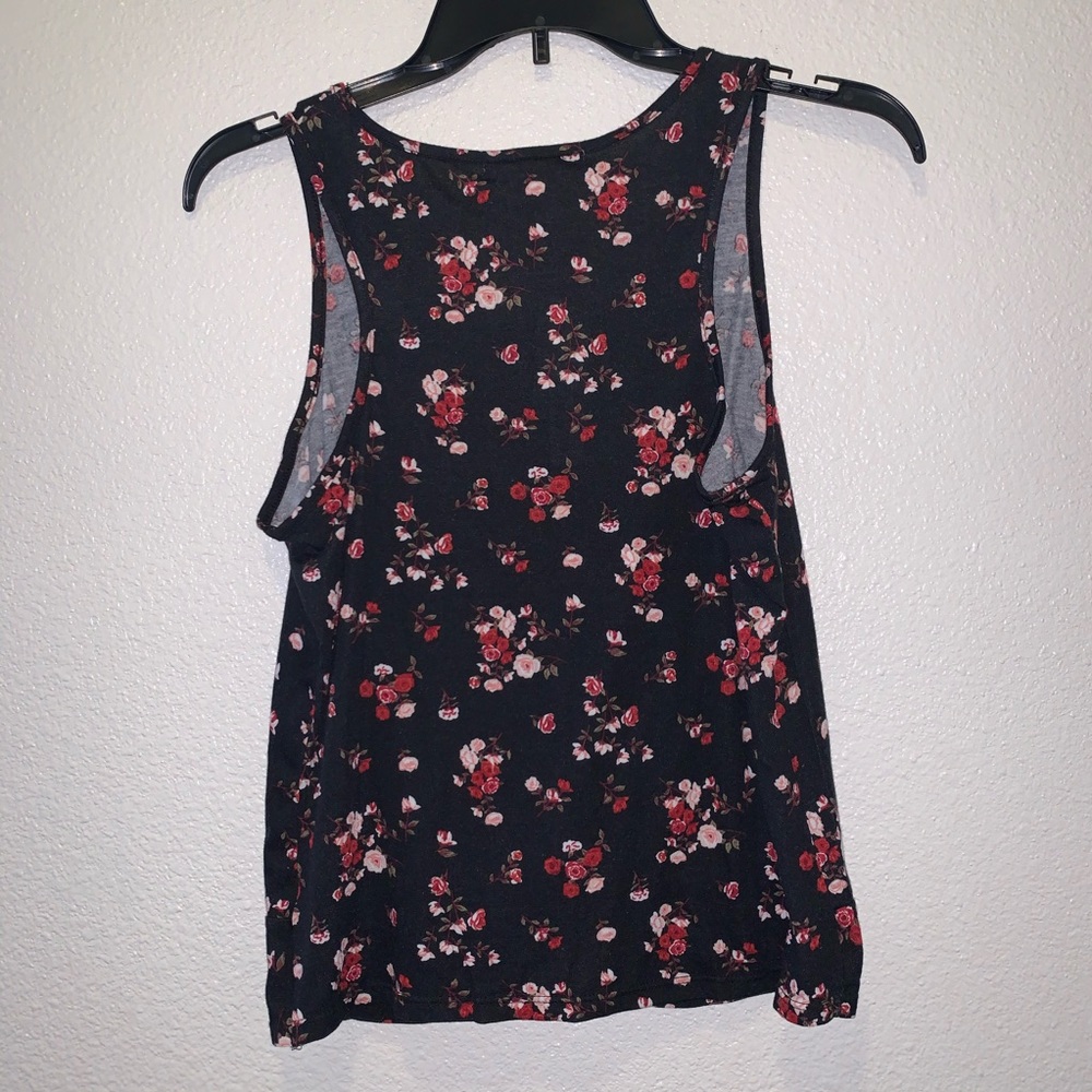 Wallflower Flower Shirt - Picture 3 of 4